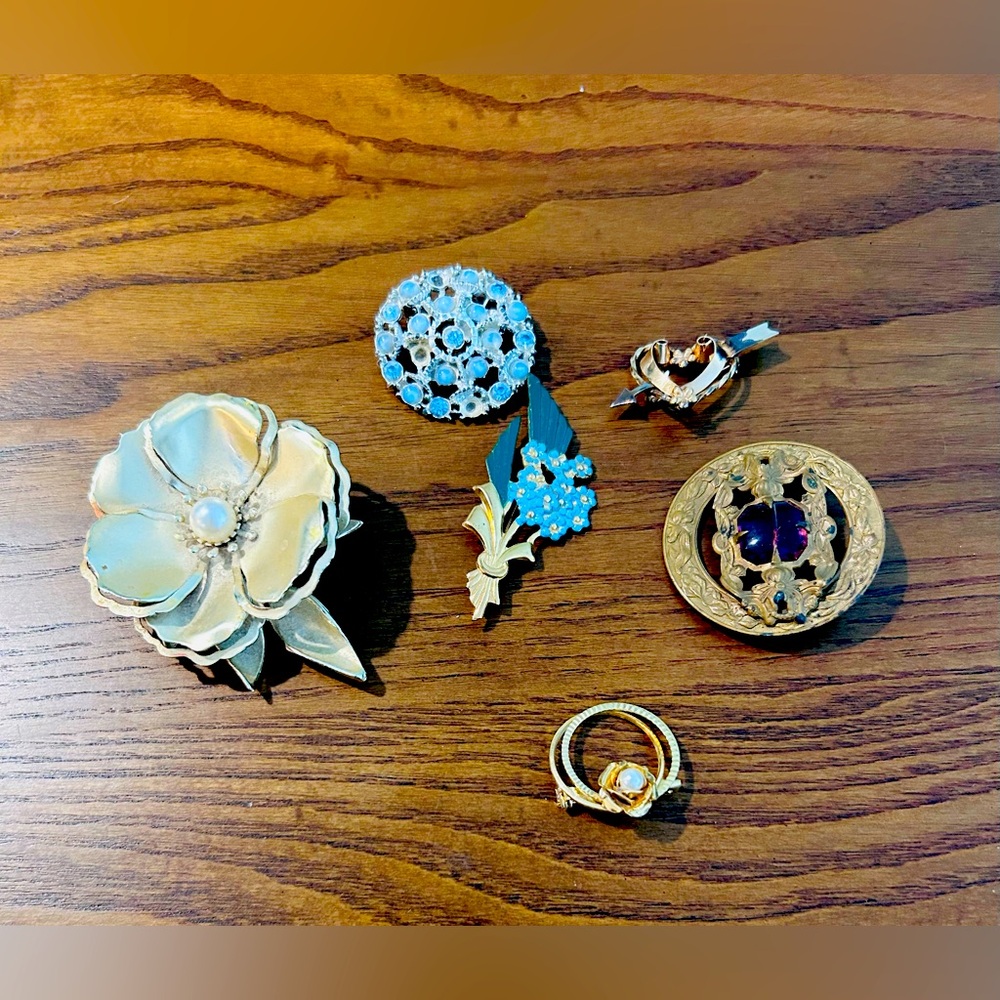Vintage brooches